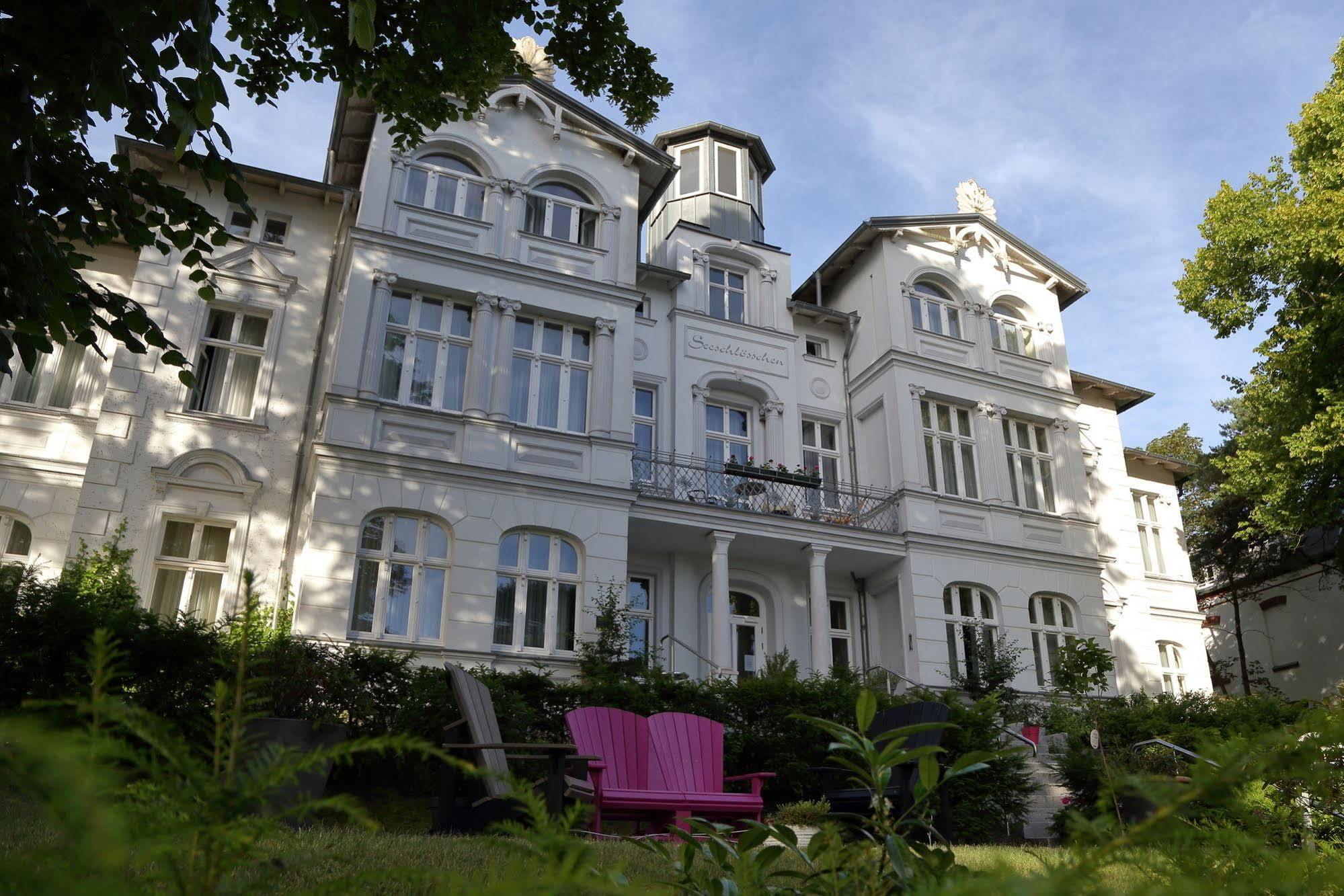 Aparthotel Seeschloesschen Zinnowitz Buitenkant foto